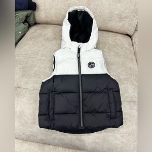 H&M Vest 5T/6T